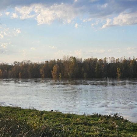 Отель La Grange Aux Moines Berthenay Экстерьер фото